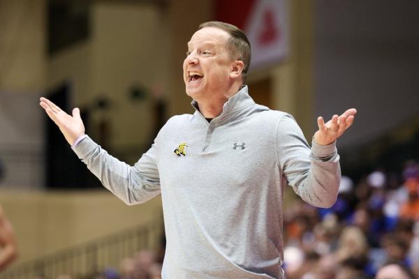 Wichita State looks to make ‘tough plays’ against DePaul