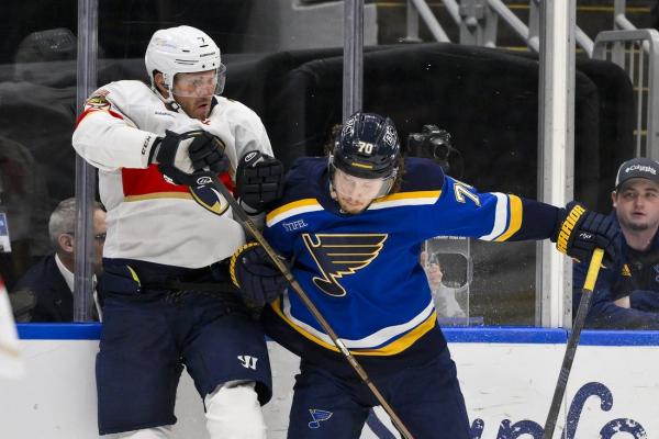 Matthew Tkachuk’s goal in final seconds lifts Panthers over Blues