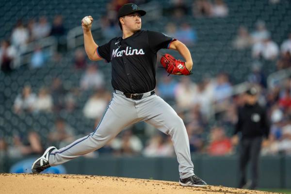 13-inning loss to Marlins dims Twins’ playoff hopes