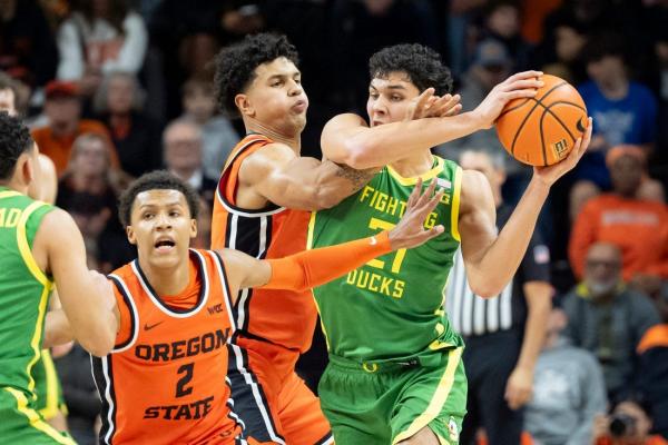 Nate Bittle leads Oregon past Oregon State