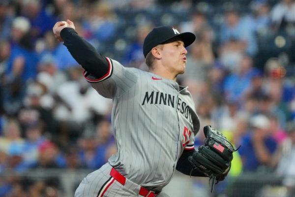 Red-hot Twins promote RHP Zebby Matthews for Sunday start