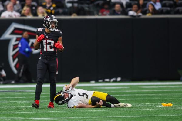 Steelers P Cameron Johnston sustains ‘serious injury’ vs. Falcons