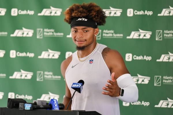 Jets QB Justin Fields over toe injury, back to practice