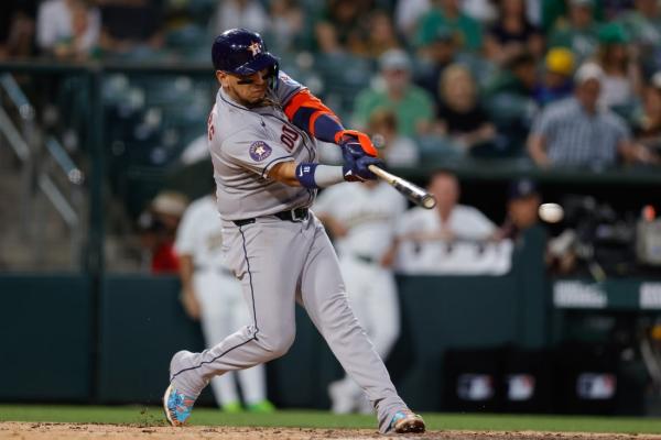 Cam Smith’s 2 HRs, 4 hits propel Astros to rout of A’s