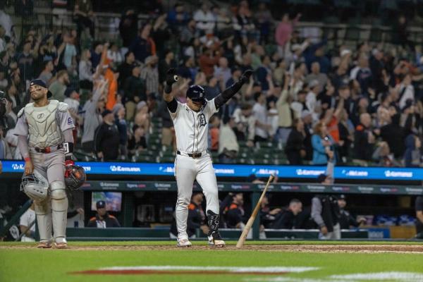 Javier Baez’s second 3-run homer enables Tigers to walk off Red Sox