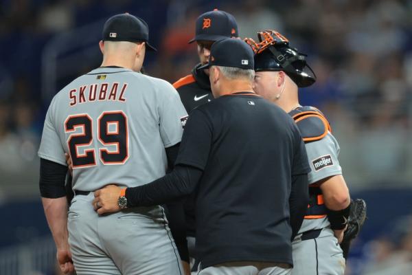 Tigers ace Tarik Skubal exits with apparent injury