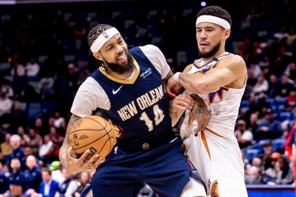 Pelicans squeak past Suns, end nine-game losing streak