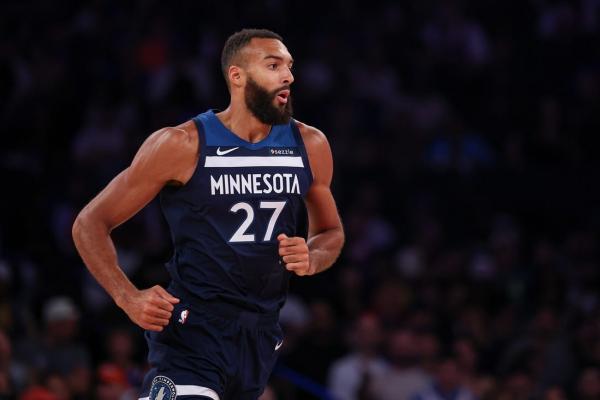 Report: Wolves give Rudy Gobert 3-year, $110M extension