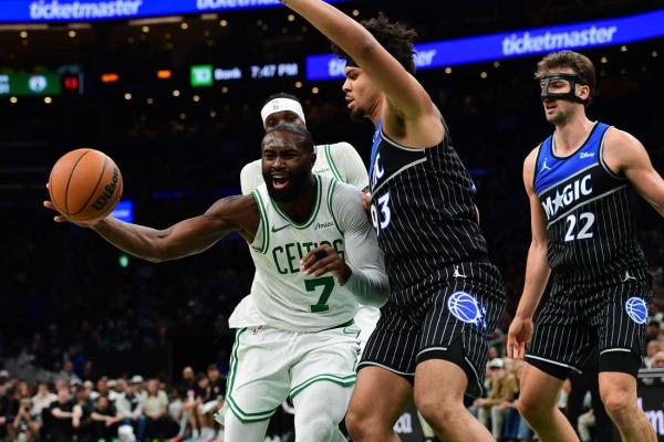Jaylen Brown (35), hot-shooting Celtics top depleted Magic