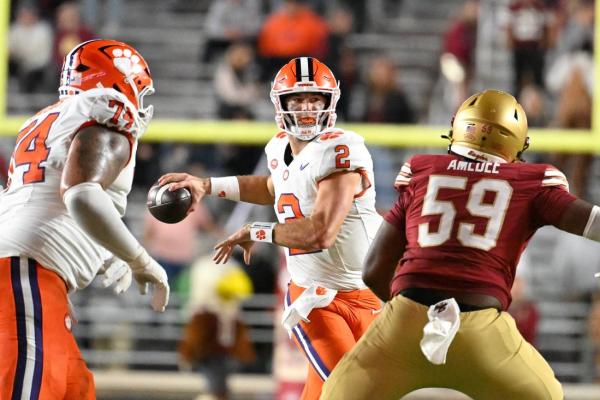 Clemson, Duke seek to keep hopes alive in late-season matchup