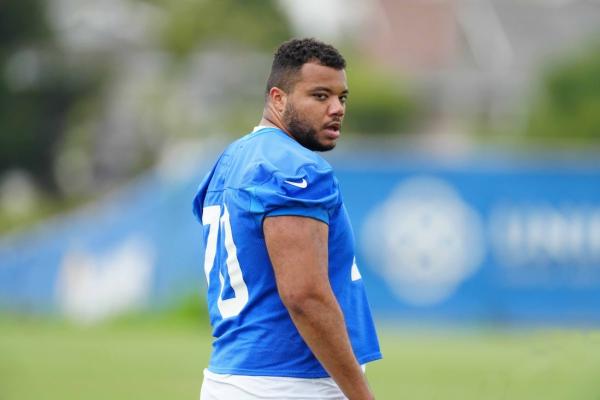 Ravens sign OT Joseph Noteboom