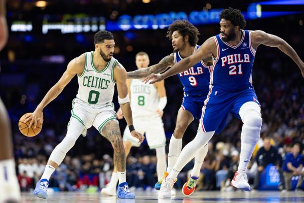 Jayson Tatum logs triple-double as Celtics trounce 76ers