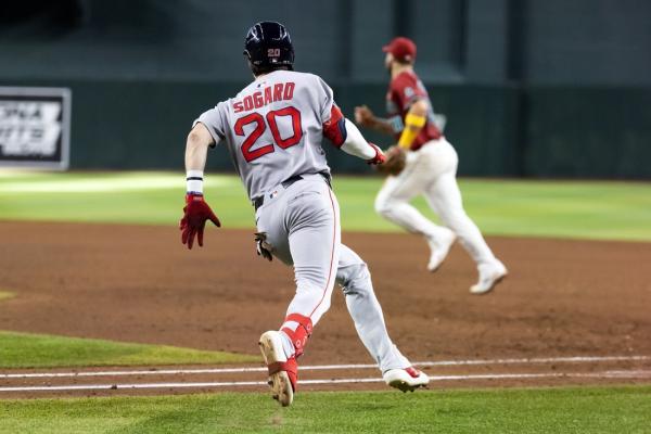Pinch-hitter Nick Sogard sparks Red Sox rally to beat Diamondbacks