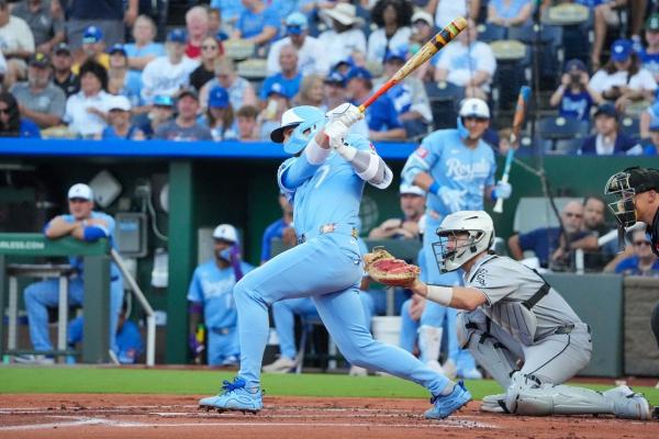 Royals continue dominance over White Sox with 6-2 win